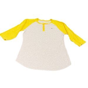 Nike athletic  Dri Fit T-shirt size L